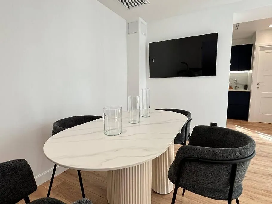 Renovated Apartment Near Tuileries And Concorde Paris