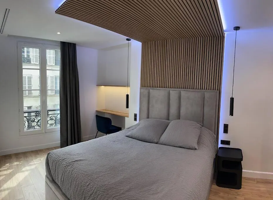 Renovated Apartment Near Tuileries And Concorde Paris